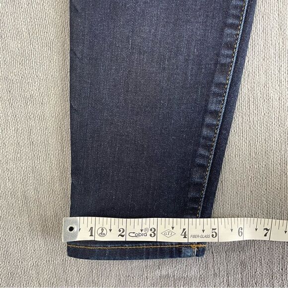 Gap True Skinny High Rise Dark Denim Jeans Women’s Size 25R - Picture 6 of 9
